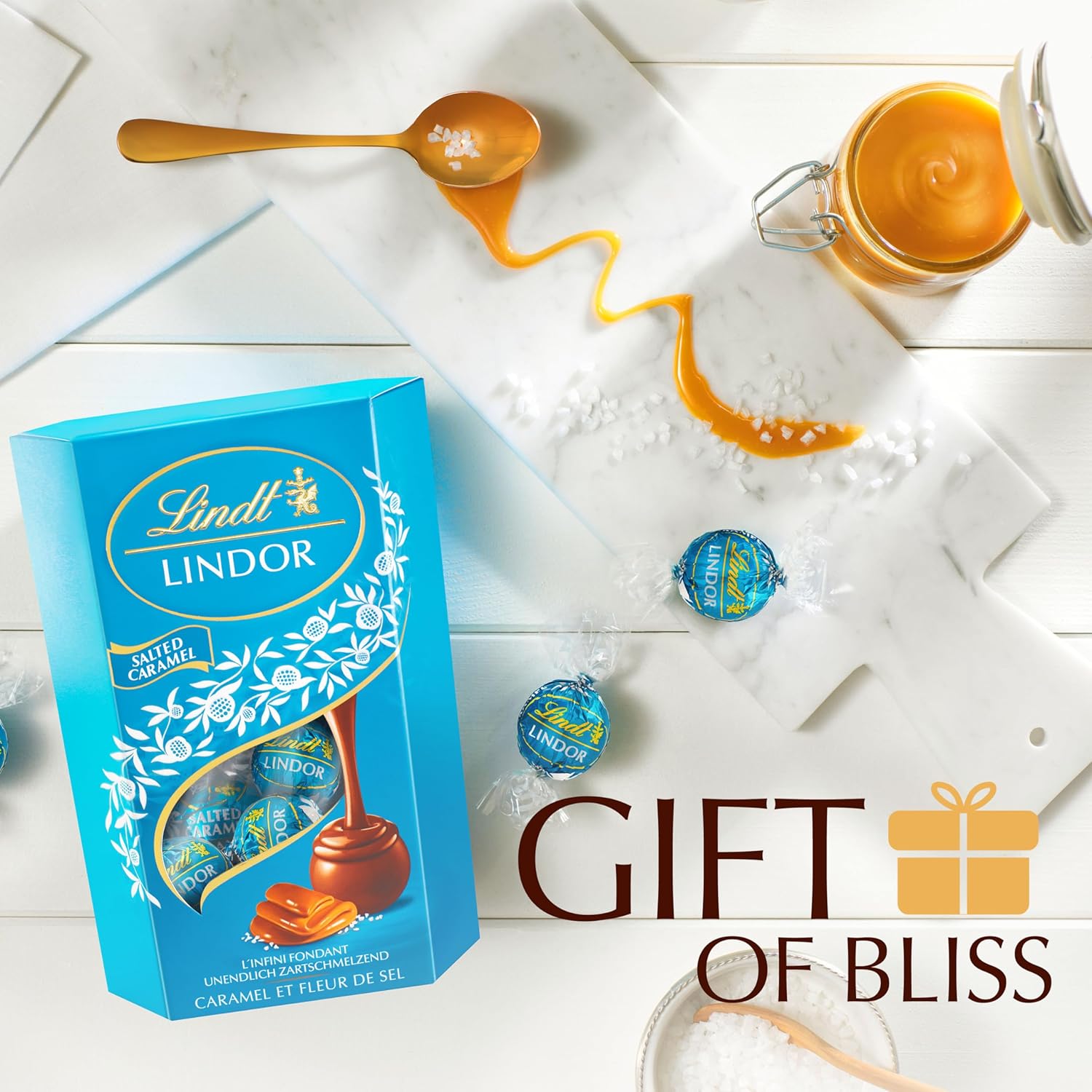 Lindt Lindor Salted Caramel Milk Chocolate Truffles Box - Approx 16 balls, 200g - Chocolate Truffles with a Smooth Melting Filling - Gift Present - Birthday, Celebrations, Congratulations Lindt